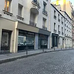 Wonderful And Spacious Flat In Paris Opera Montmartre