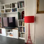 Wonderful And Spacious Flat In Paris Opera Montmartre